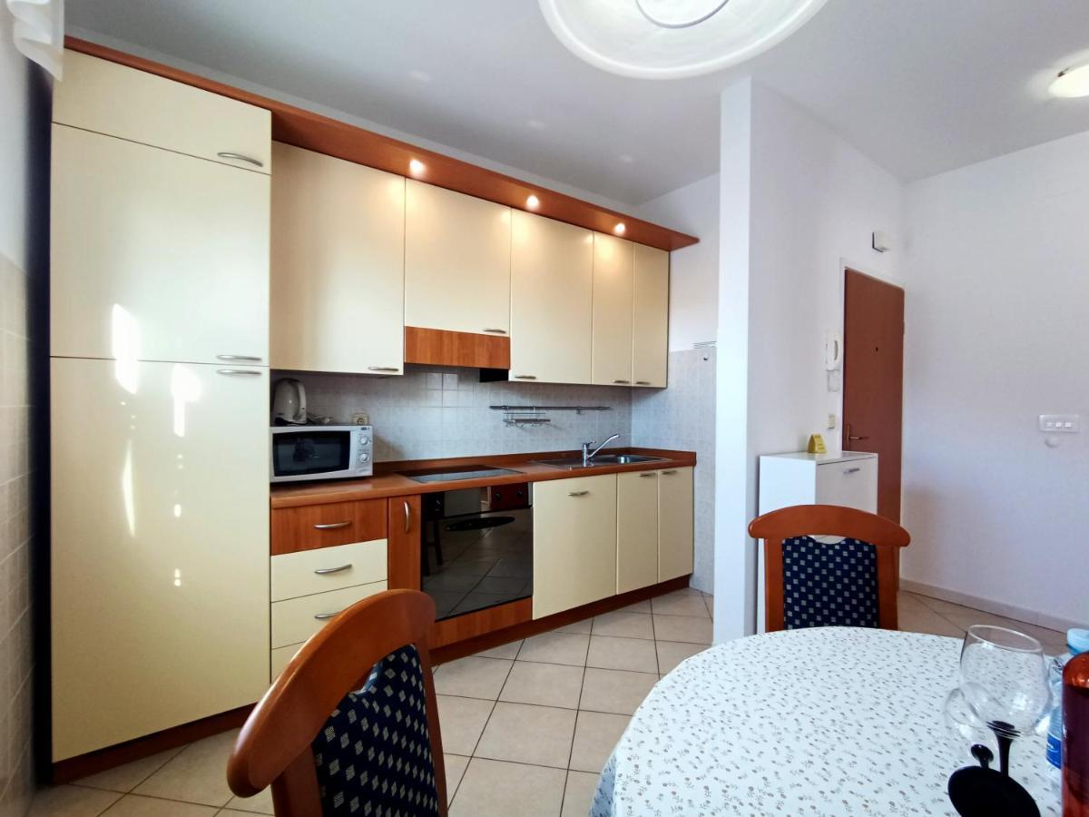 Apartments Jelovac Poreč Exterior foto